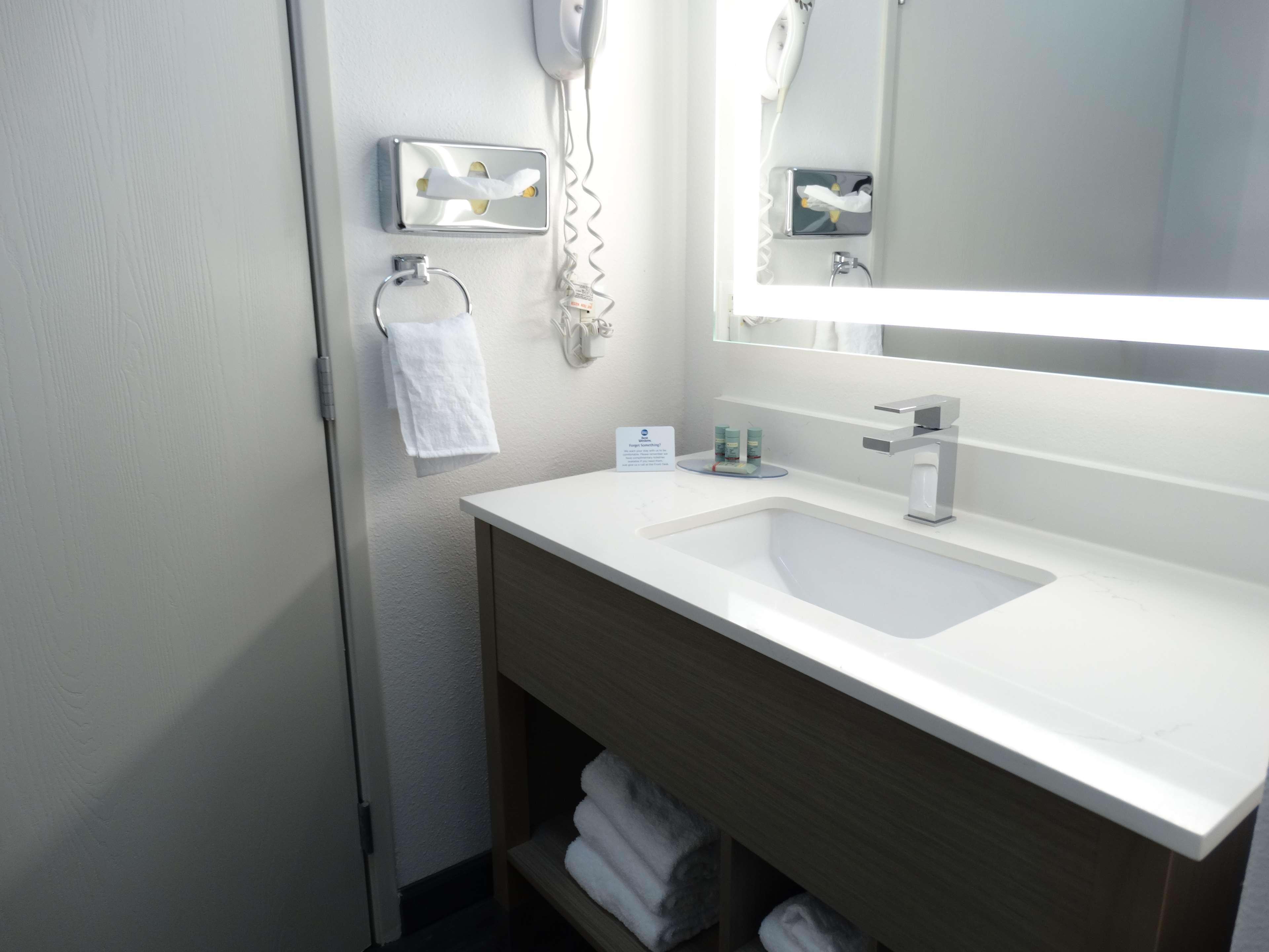 Hotel Western & 3*