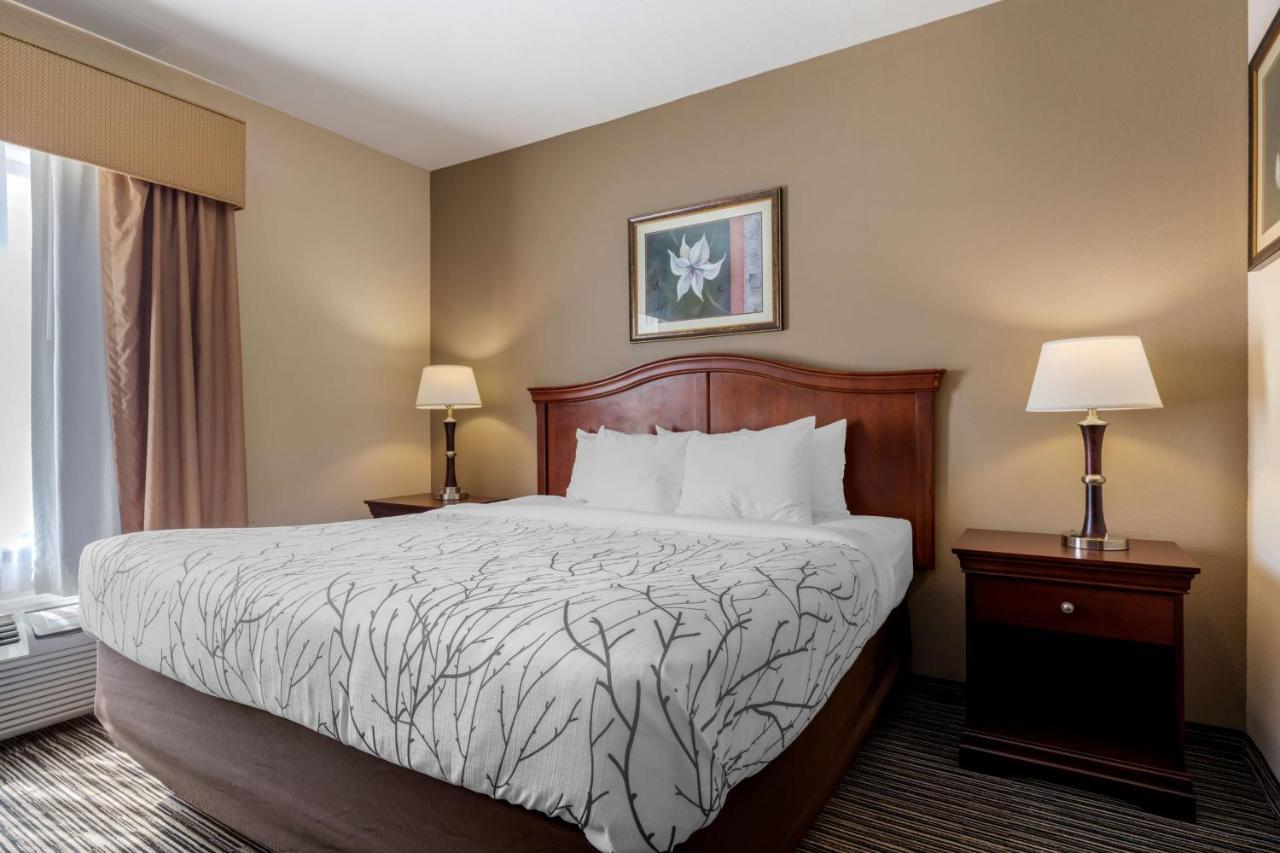 Hotel Western & Sweetwater